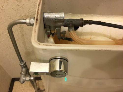 トイレタンク　水漏れ修理　パッキン　京都市