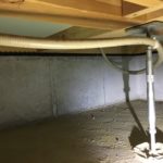床下のガス 配管工事　床の点検口