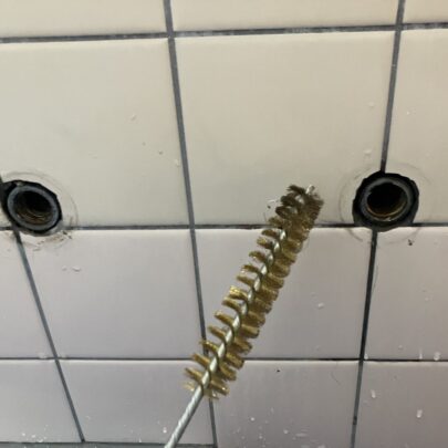 シャワーの交換　配管クリーニング